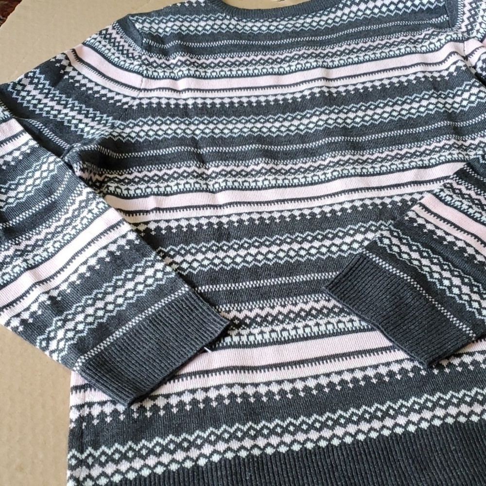 Croft & Barrow Extra cozy Cadigan Pink & Gray stripe cardigan large NWT - Picture 7 of 10